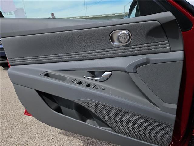 new 2025 Hyundai Elantra car