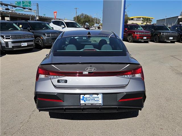 new 2025 Hyundai Elantra car