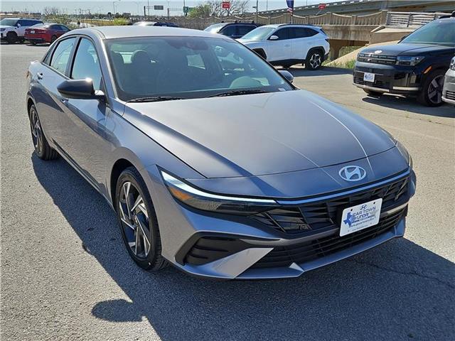 new 2025 Hyundai Elantra car