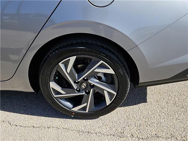 new 2025 Hyundai Elantra car