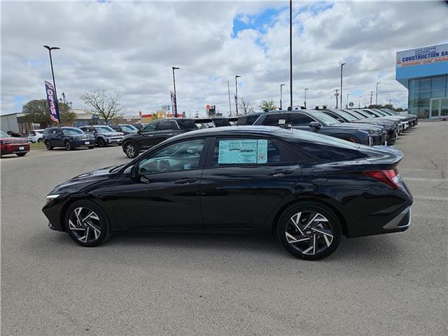 new 2025 Hyundai Elantra car