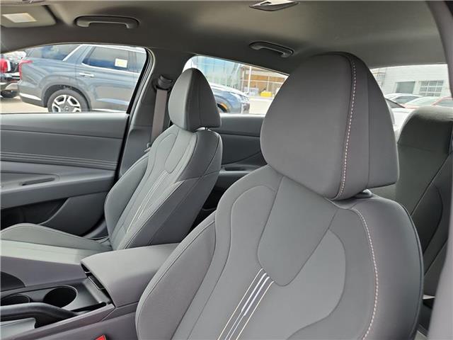 new 2025 Hyundai Elantra car