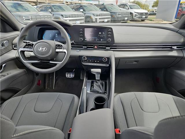 new 2025 Hyundai Elantra car
