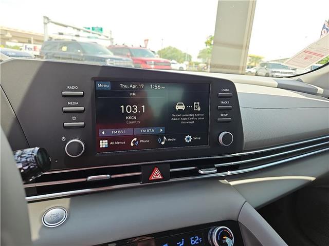 new 2025 Hyundai Elantra car