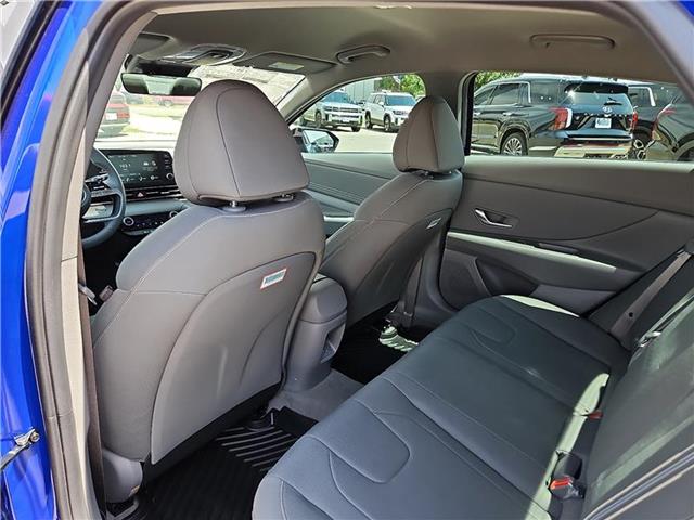 new 2025 Hyundai Elantra car