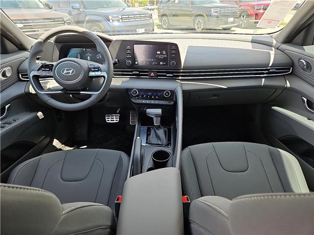 new 2025 Hyundai Elantra car