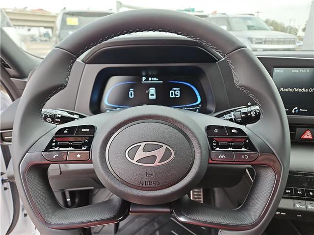 new 2025 Hyundai Elantra car