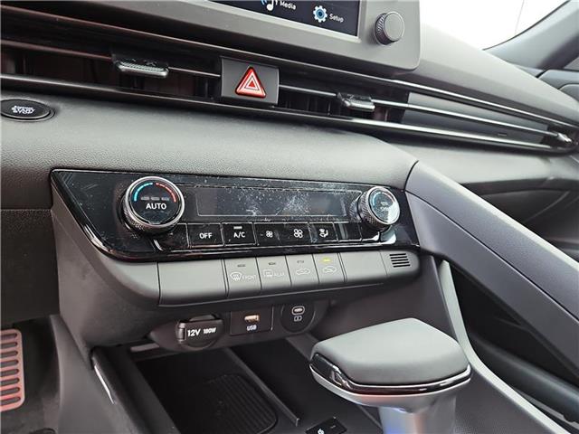 new 2025 Hyundai Elantra car