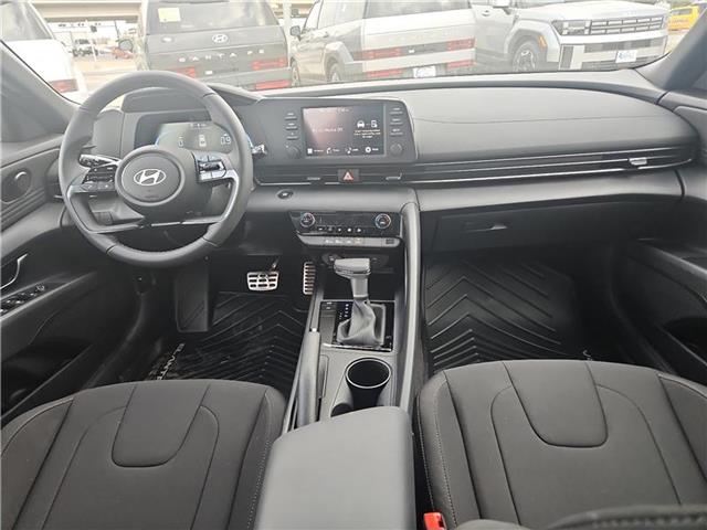 new 2025 Hyundai Elantra car