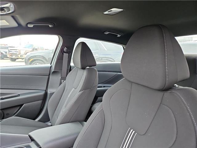 new 2025 Hyundai Elantra car