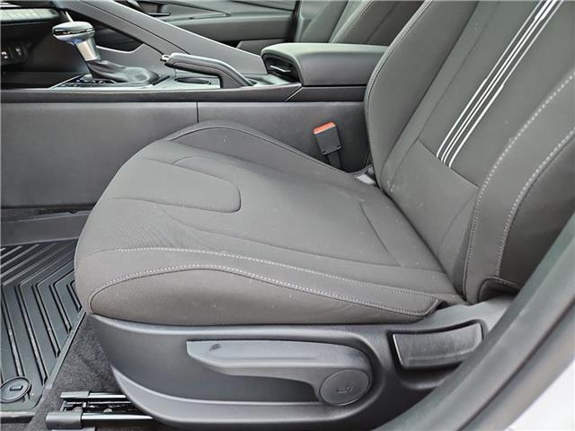 new 2025 Hyundai Elantra car