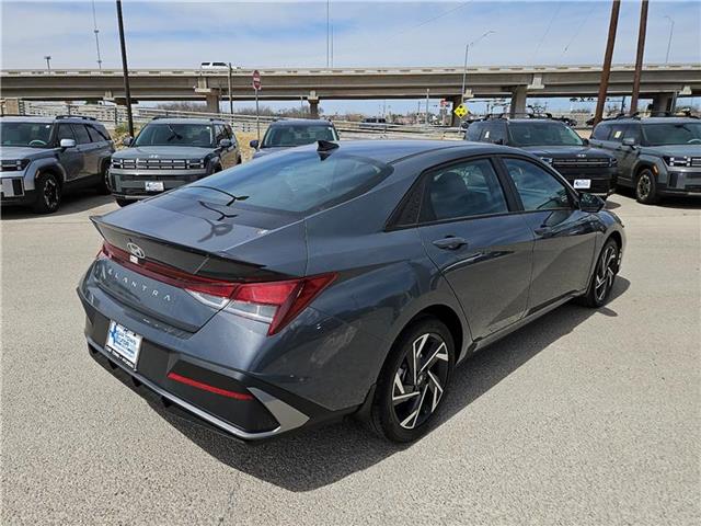 new 2025 Hyundai Elantra car