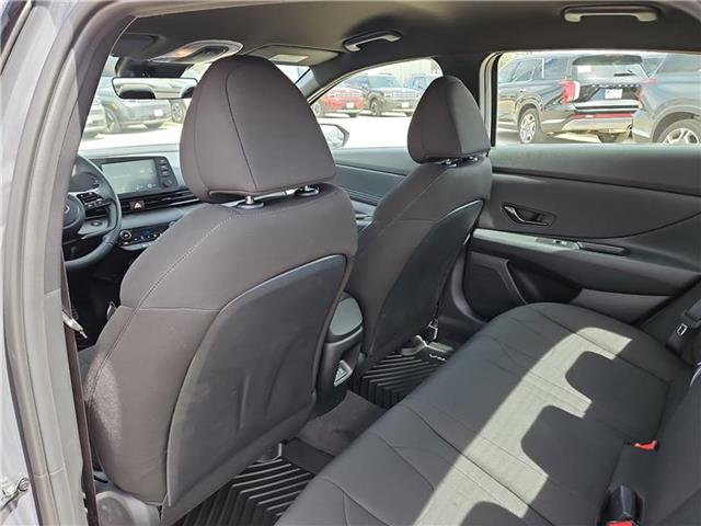 new 2025 Hyundai Elantra car