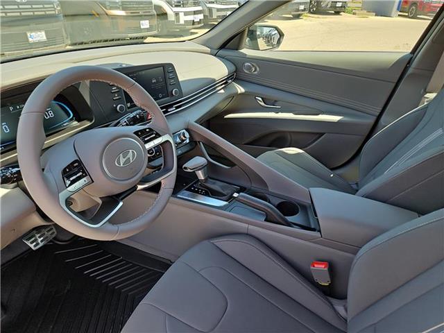new 2025 Hyundai Elantra car