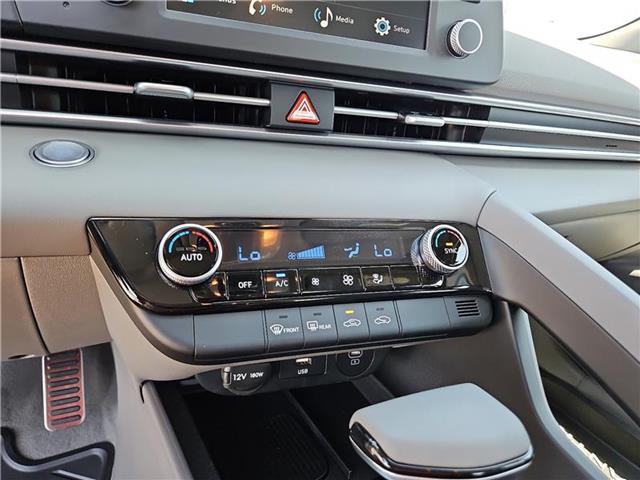 new 2025 Hyundai Elantra car