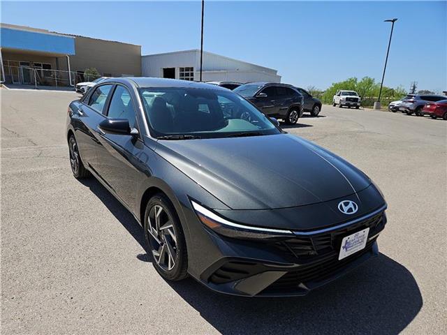 new 2025 Hyundai Elantra car