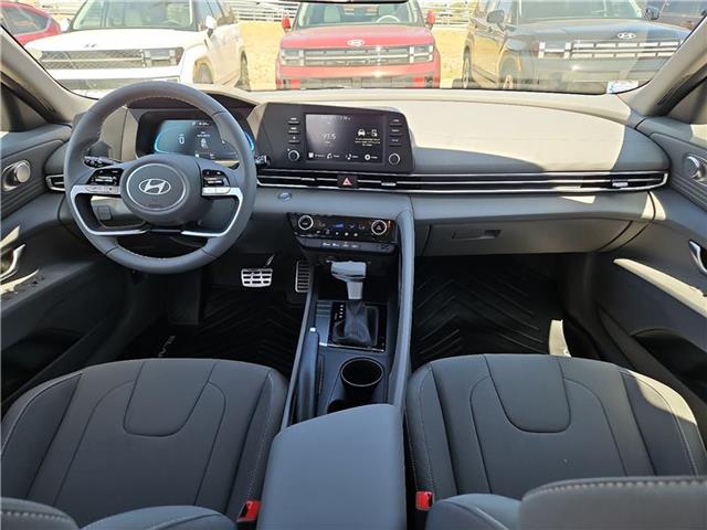 new 2025 Hyundai Elantra car