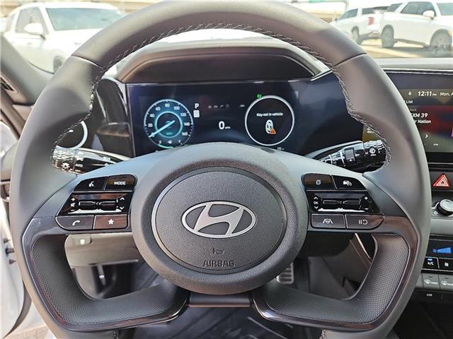 new 2025 Hyundai Elantra HEV car