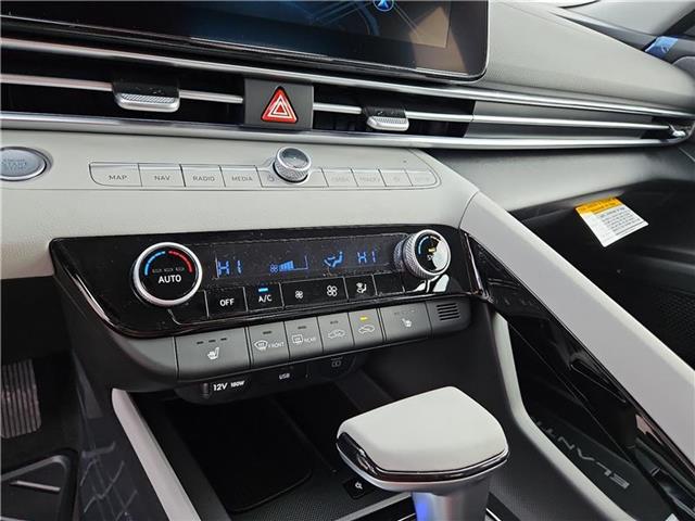 new 2025 Hyundai Elantra car