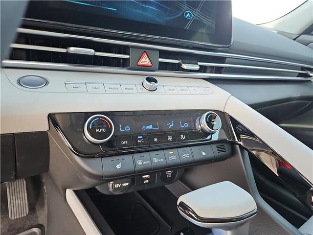 new 2025 Hyundai Elantra car