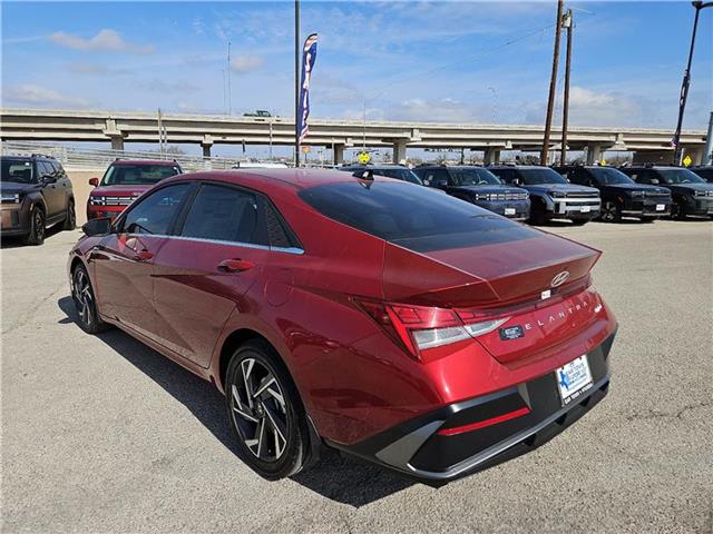 new 2025 Hyundai Elantra car