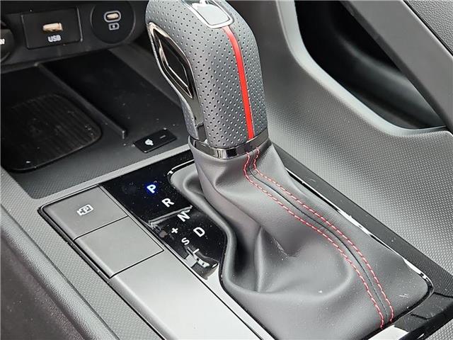new 2025 Hyundai Elantra car