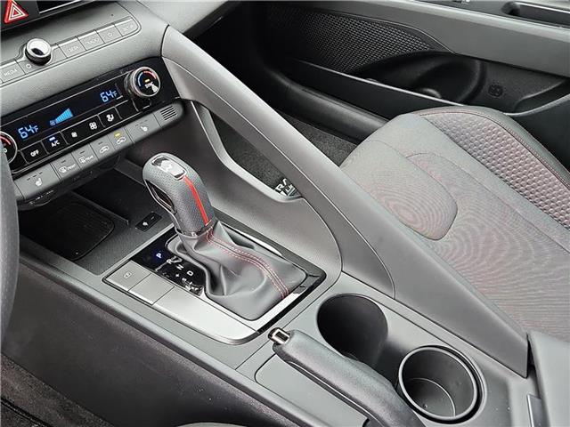 new 2025 Hyundai Elantra car