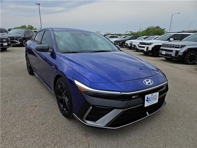 new 2025 Hyundai Elantra car