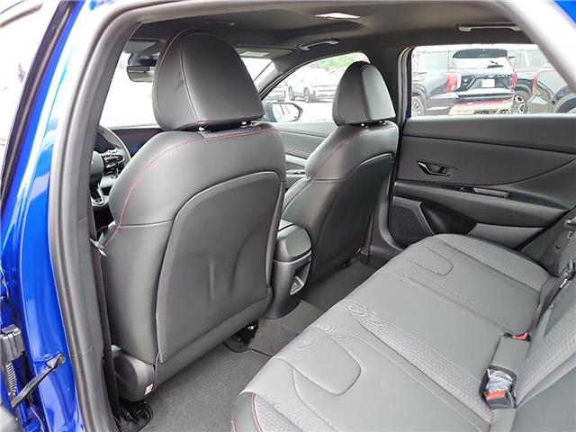 new 2025 Hyundai Elantra car