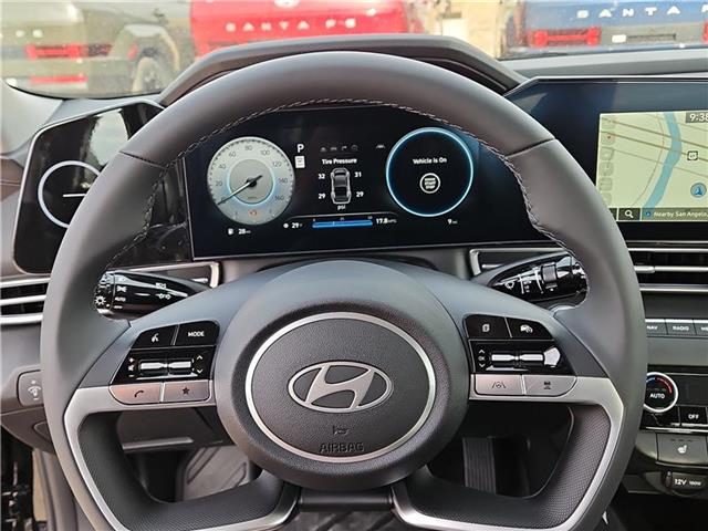 new 2025 Hyundai Elantra car