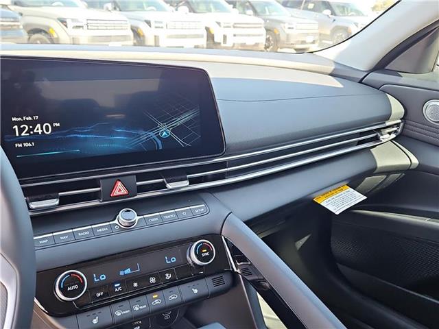 new 2025 Hyundai Elantra car
