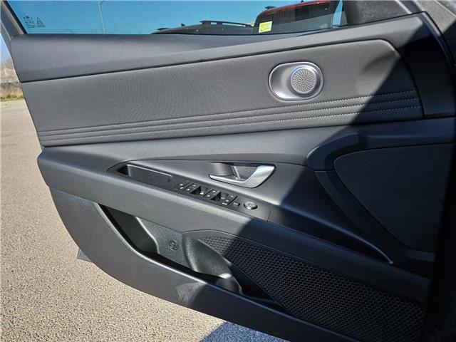 new 2025 Hyundai Elantra car