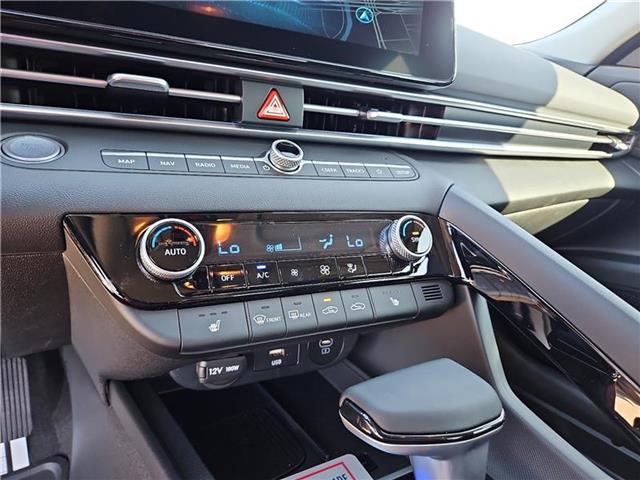 new 2025 Hyundai Elantra car