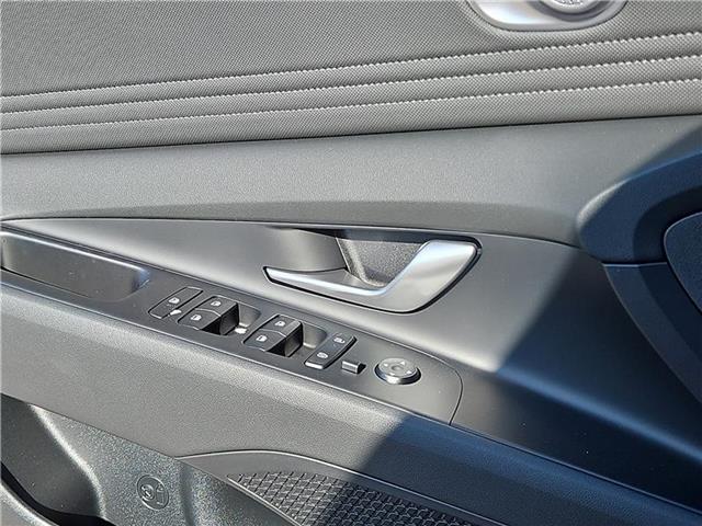 new 2025 Hyundai Elantra car