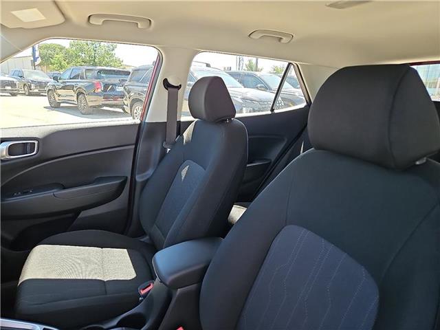 new 2025 Hyundai Venue car