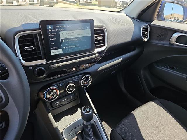 new 2025 Hyundai Venue car
