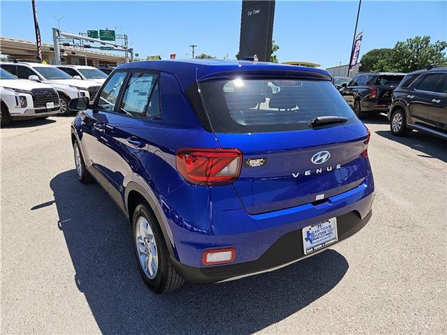 new 2025 Hyundai Venue car
