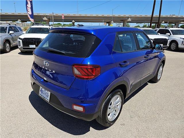 new 2025 Hyundai Venue car