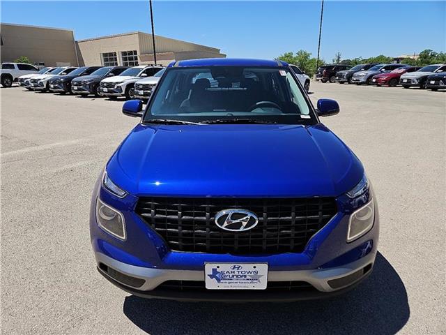 new 2025 Hyundai Venue car