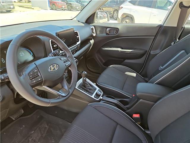 new 2025 Hyundai Venue car
