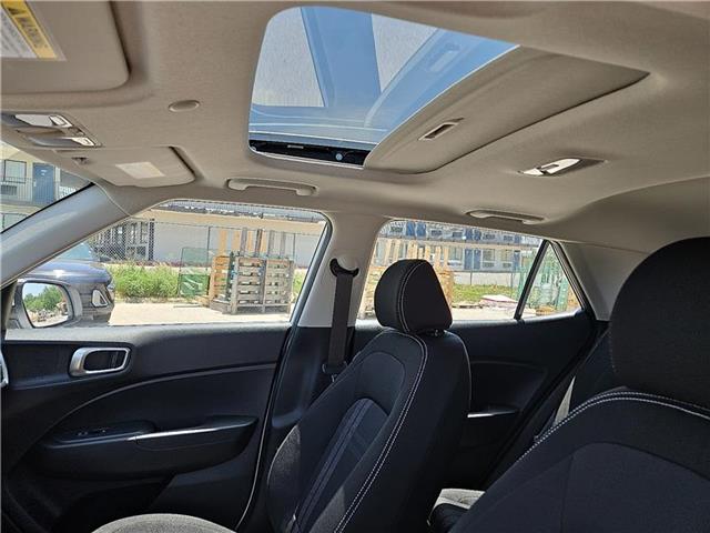 new 2025 Hyundai Venue car