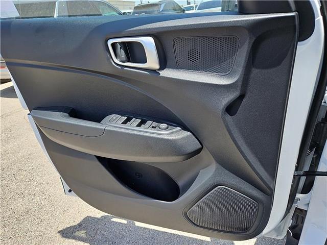 new 2025 Hyundai Venue car