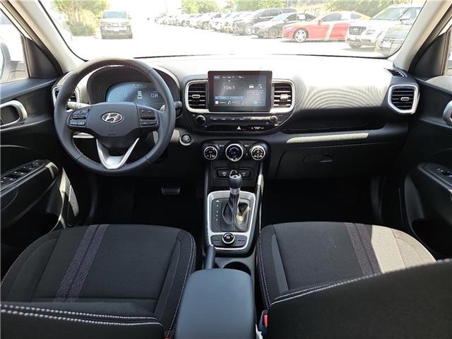 new 2025 Hyundai Venue car