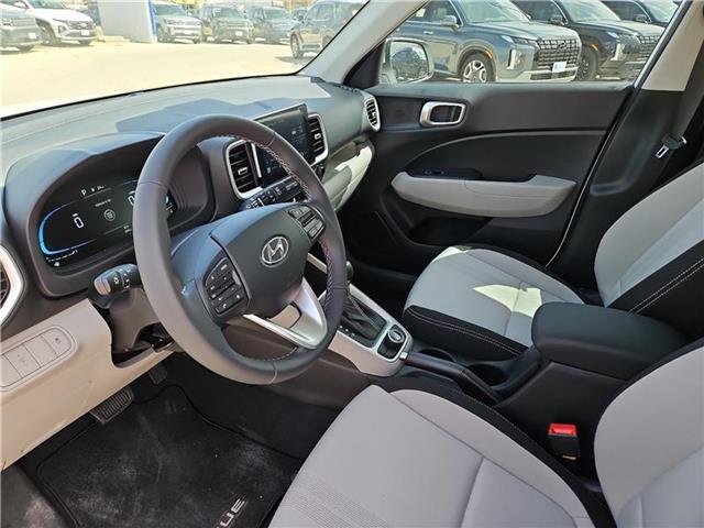 new 2025 Hyundai Venue car