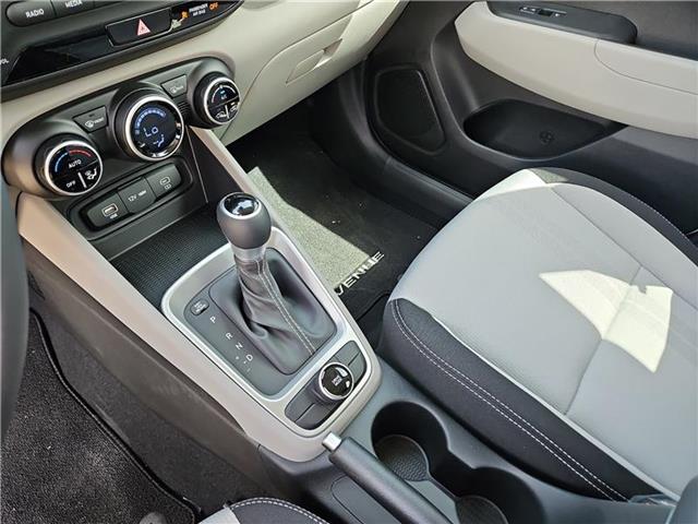 new 2025 Hyundai Venue car