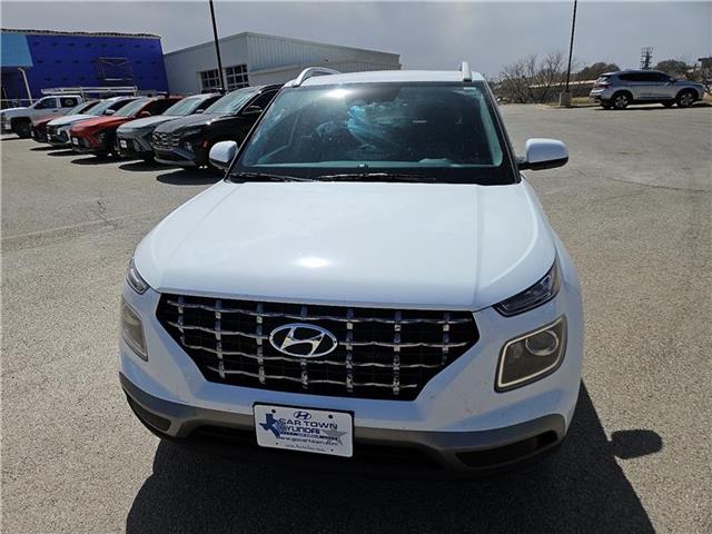 new 2025 Hyundai Venue car