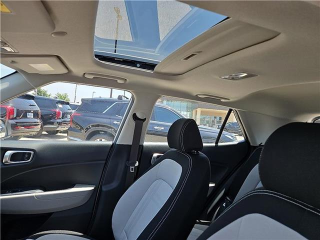 new 2025 Hyundai Venue car