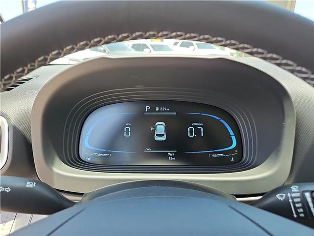 new 2025 Hyundai Venue car