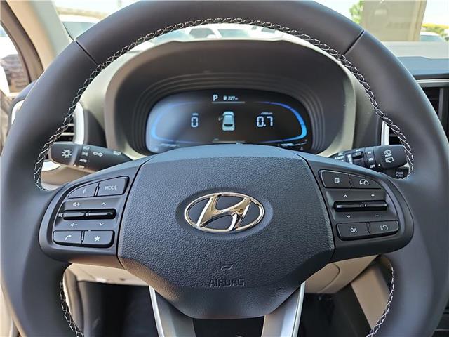 new 2025 Hyundai Venue car
