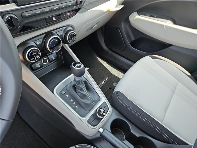 new 2025 Hyundai Venue car